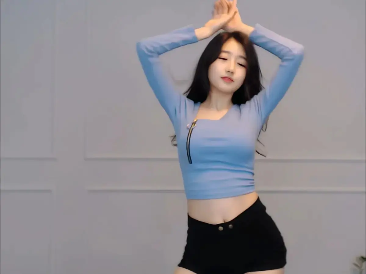 OnlyFans每日大赛-徐雅终极剪辑-高清在线抢先看-动漫资源免费观看
