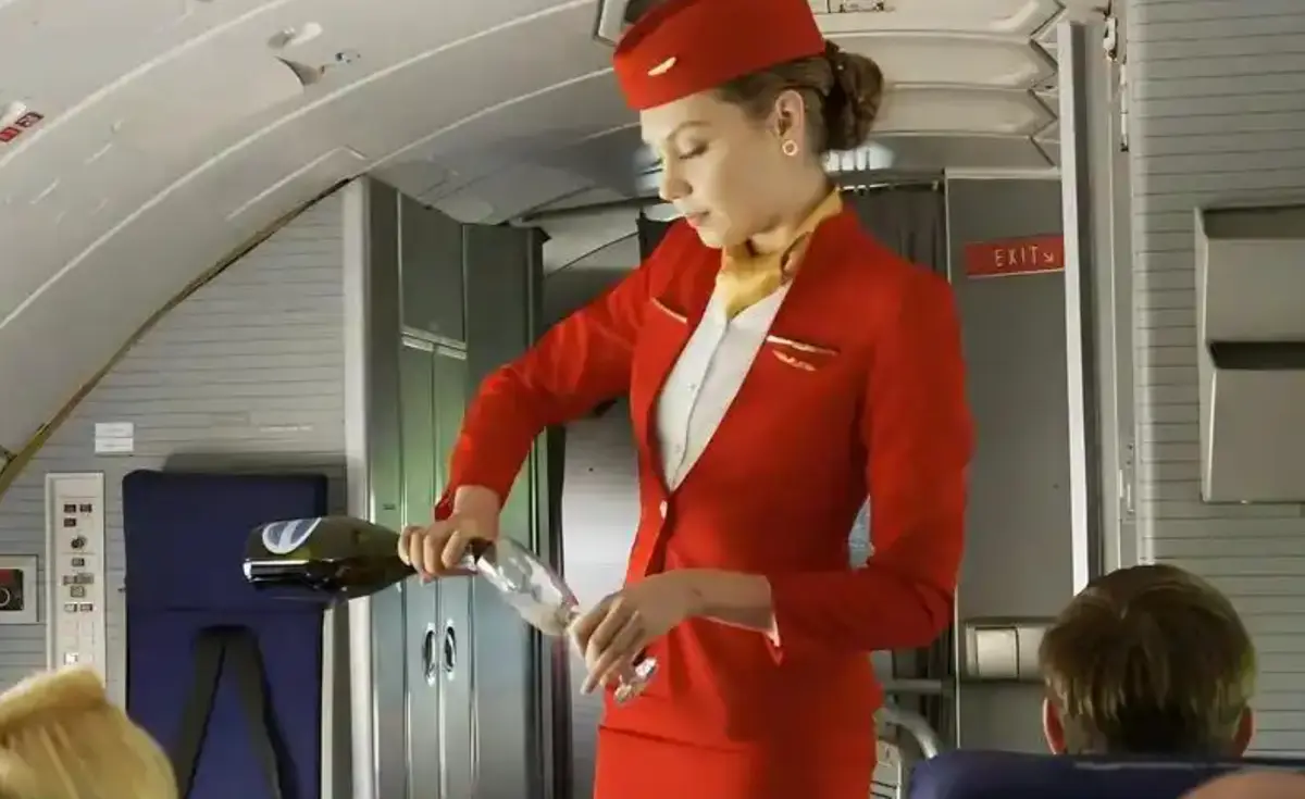《法国空乘4》全集完整版-资源下载高清在线观看-法国空乘4免费未删减