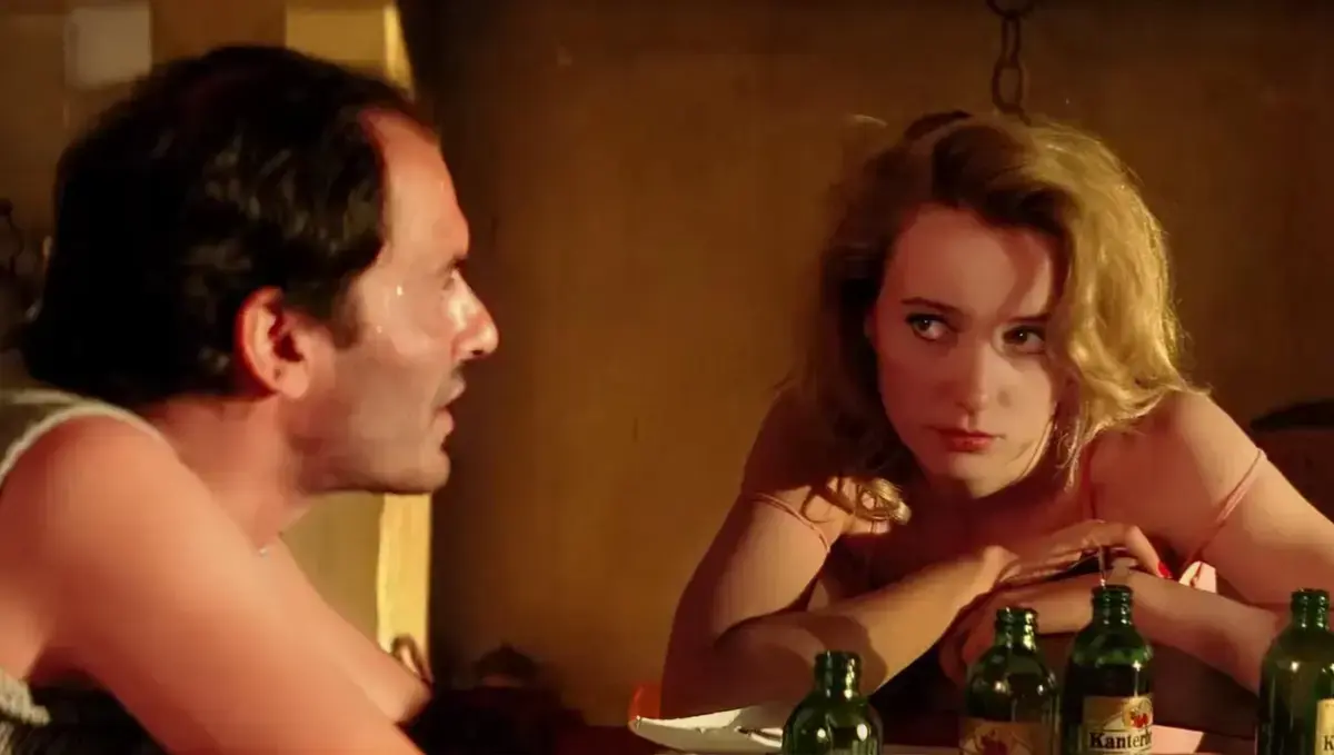 《缓坡上的夏天》相关资源图片