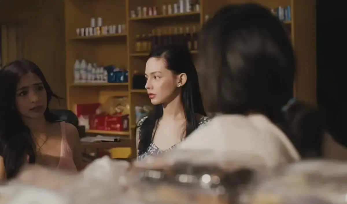 菲律宾悬疑神作《奶油馅饼》安杰尔卡斯特罗主演中字完整版-高清无删减蓝光免费播放-《奶油馅饼》全集1080P无广告在线观看
